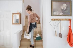 The Function of Housekeeping Services in Senior Care